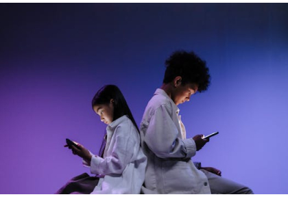 Real IELTS Writing Task 2 — Phone Usage among Children (Band 8.5+) — Q4/2025